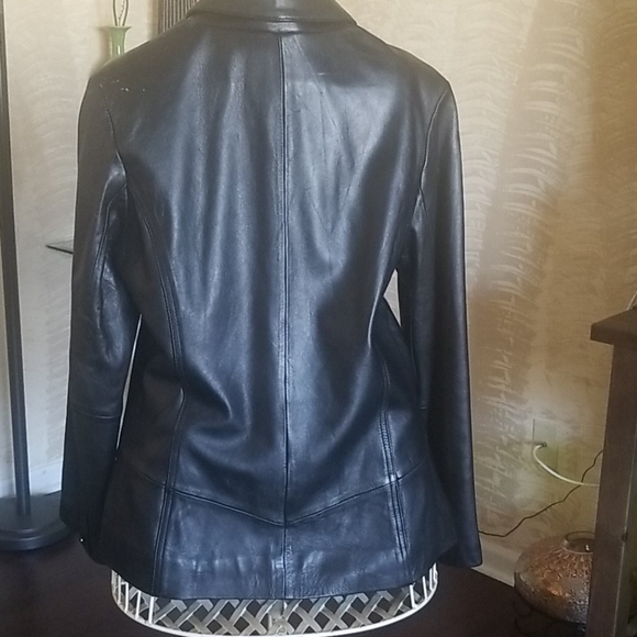 Black leather women's blazer - Picture 5 of 11